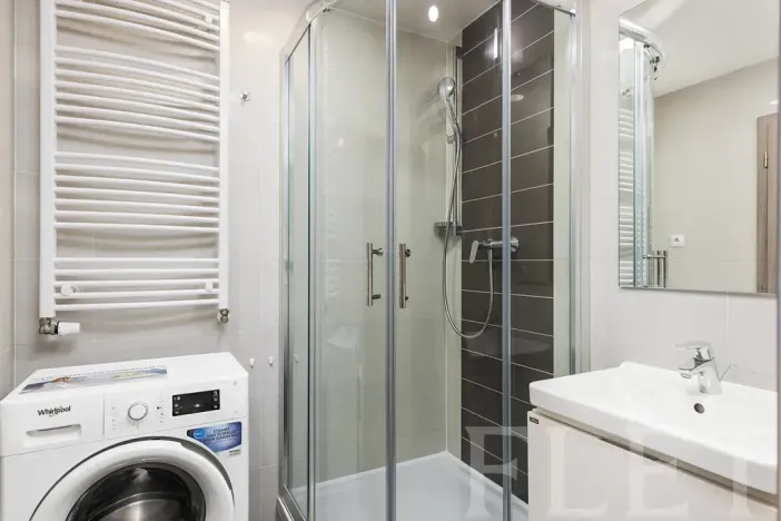 Pronájem bytu 1+kk, Praha - Vršovice, Petrohradská, 30 m2