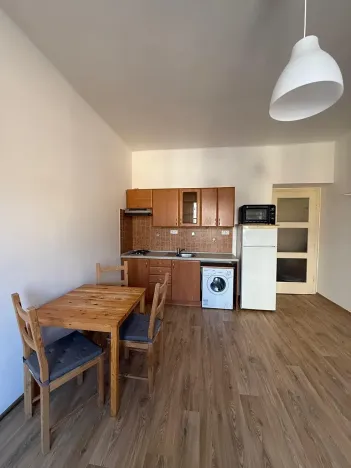 Pronájem bytu 1+kk, Praha - Braník, Ke Krči, 30 m2