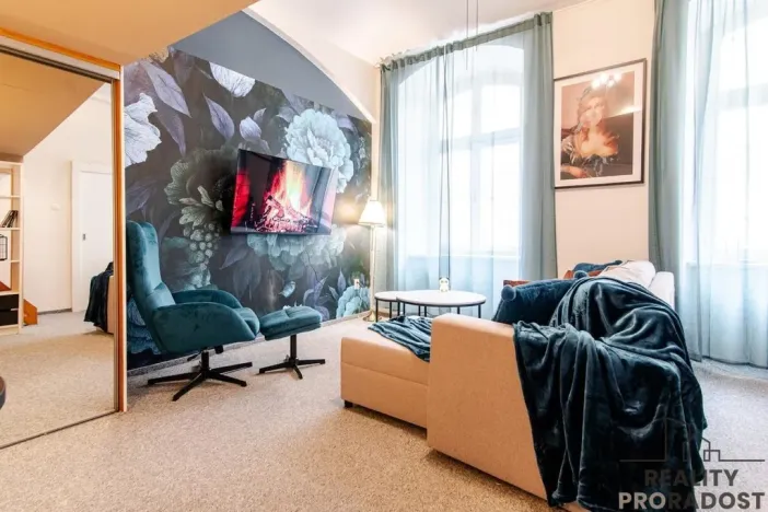 Pronájem bytu 2+kk, Praha, U půjčovny, 40 m2