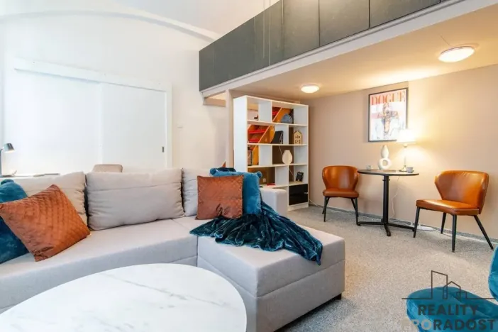 Pronájem bytu 2+kk, Praha, U půjčovny, 40 m2