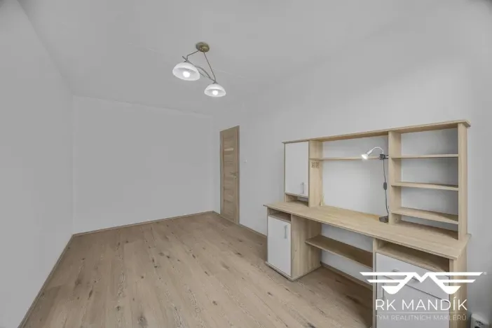 Pronájem bytu 3+1, Praha - Střížkov, Harrachovská, 52 m2