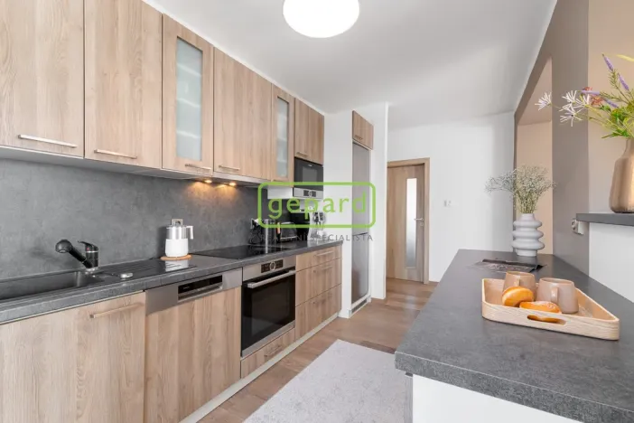 Prodej rodinného domu, Lety, Pod viničkou, 163 m2