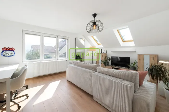 Prodej rodinného domu, Lety, Pod viničkou, 163 m2