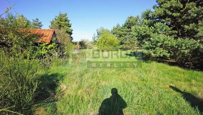 Prodej zahrady, Mělník, 9817 m2