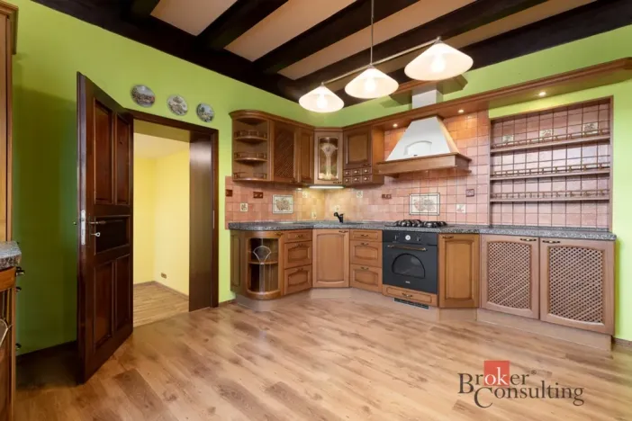 Prodej bytu 3+1, Šumperk, Zábřežská, 107 m2