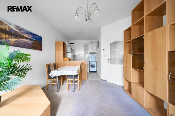 Prodej bytu 2+kk, Hradec Králové - Kukleny, Pardubická, 51 m2