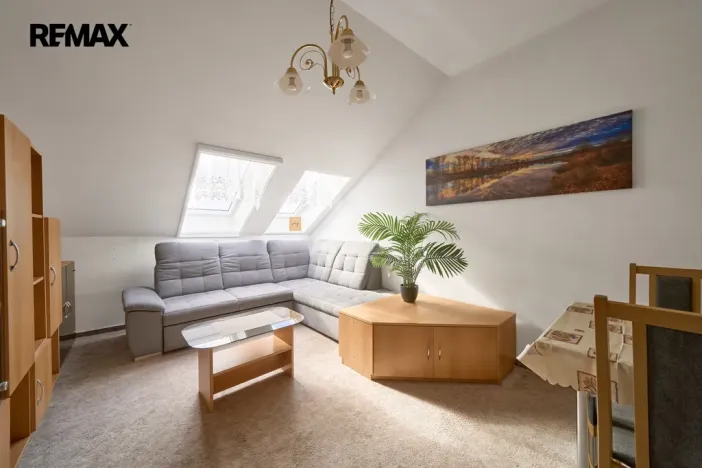 Prodej bytu 2+kk, Hradec Králové - Kukleny, Pardubická, 51 m2