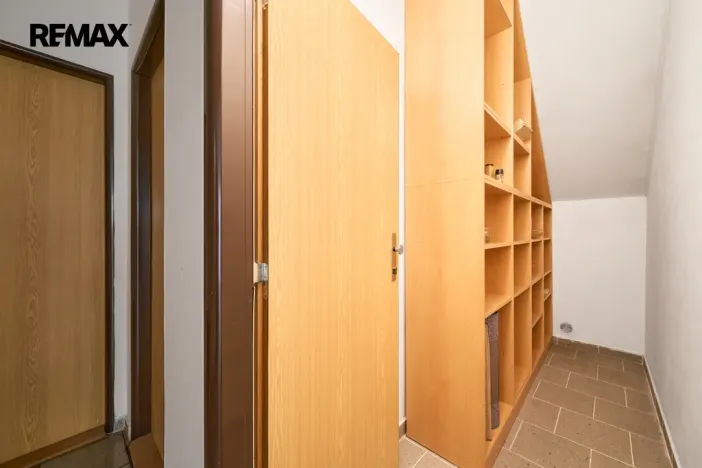 Prodej bytu 2+kk, Hradec Králové - Kukleny, Pardubická, 51 m2