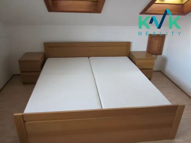 Pronájem bytu 3+1, Karlovy Vary, Jáchymovská, 90 m2