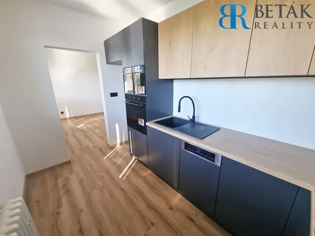 Prodej bytu 2+1, Přerov, Bohuslava Němce, 52 m2