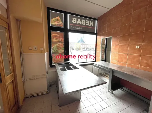 Pronájem obchodního prostoru, Uničov, Masarykovo nám., 10 m2