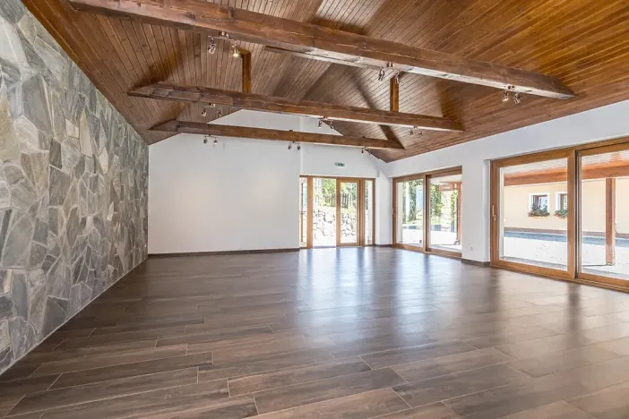 Prodej ubytování, Horní Stropnice, 700 m2