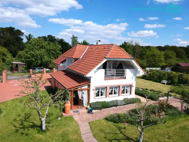 Prodej rodinného domu, Šťáhlavy, K Bažantnici, 160 m2