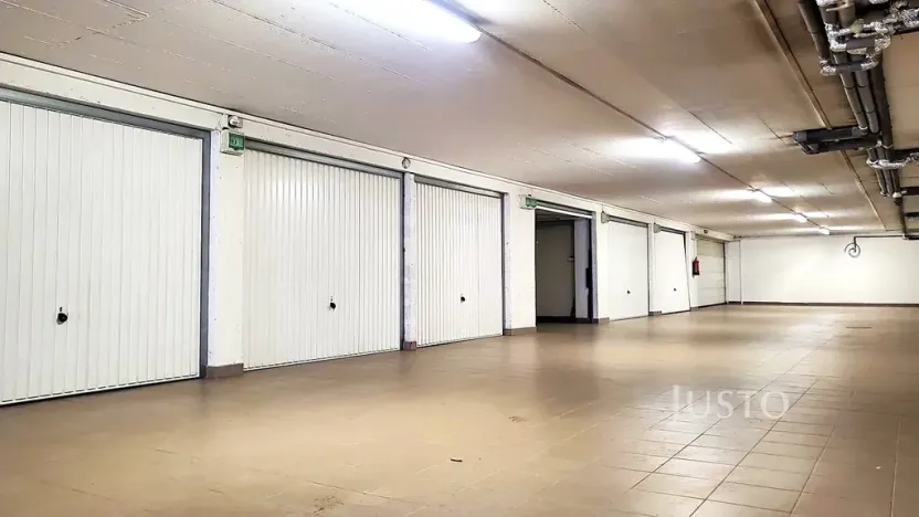 Pronájem garáže, Písek, Gregorova, 16 m2