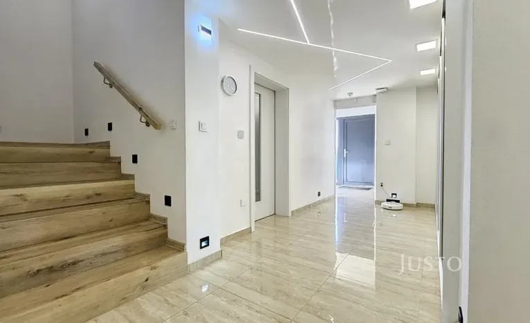 Prodej rodinného domu, Písek, Nová, 276 m2