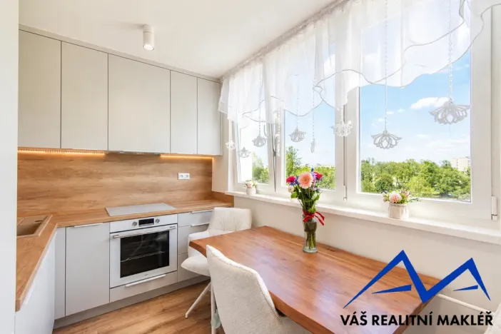 Prodej bytu 3+1, Ostrava, Dr. Martínka, 69 m2