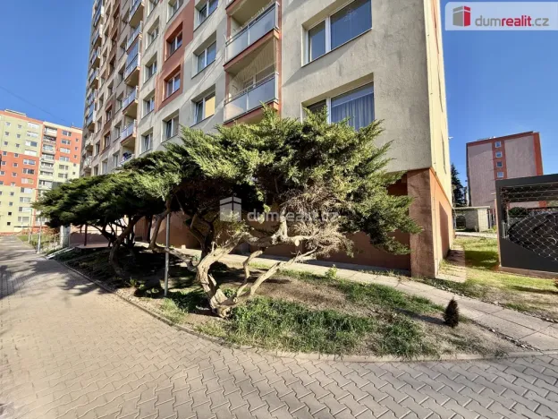 Pronájem bytu 1+1, Kralupy nad Vltavou, sídl. Hůrka, 43 m2