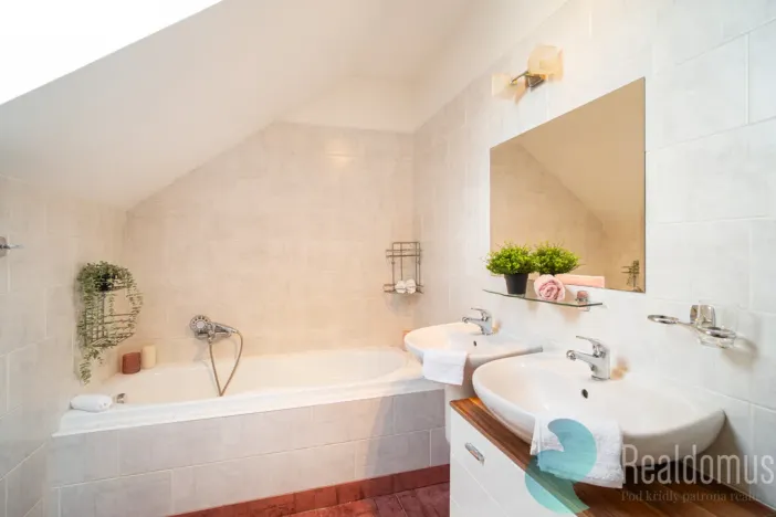 Prodej rodinného domu, Vidov, 144 m2