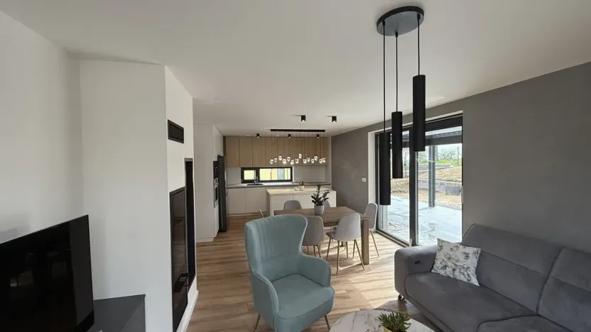 Prodej rodinného domu, Panenské Břežany, Nad Svatou Annou, 184 m2