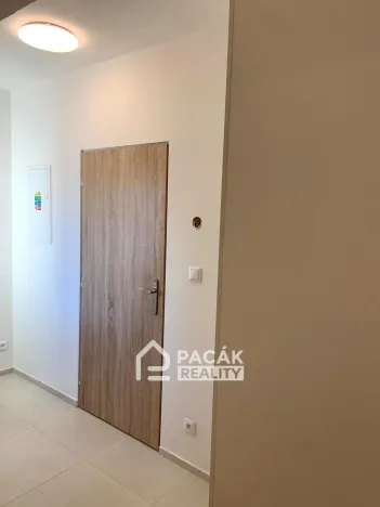 Pronájem bytu 3+kk, Olomouc - Holice, Hanácká, 68 m2