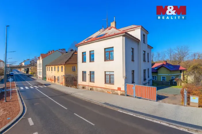 Prodej bytu 3+1, Jaroměř - Pražské Předměstí, Husova, 124 m2