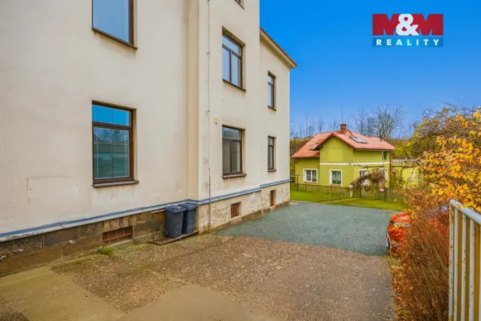 Prodej bytu 3+1, Jaroměř - Pražské Předměstí, Husova, 124 m2