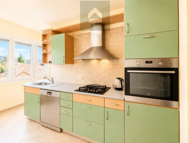 Prodej bytu 3+1, Plzeň - Lobzy, Dlouhá, 76 m2