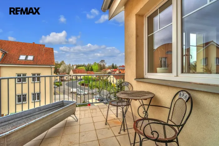 Prodej bytu 4+kk, Strančice, Náměstí Emila Kolbena, 108 m2