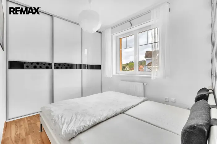 Prodej bytu 4+kk, Strančice, Náměstí Emila Kolbena, 108 m2