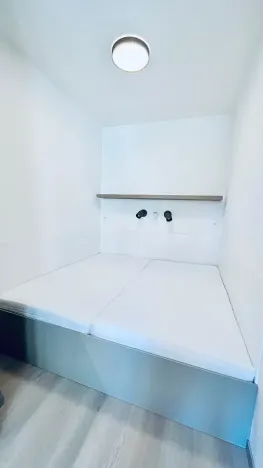 Pronájem bytu 1+kk, Praha - Vysočany, Gerstelova, 41 m2