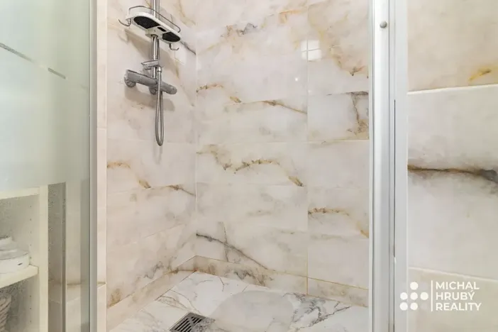 Prodej bytu 2+1, Ostrava, Aleše Hrdličky, 51 m2