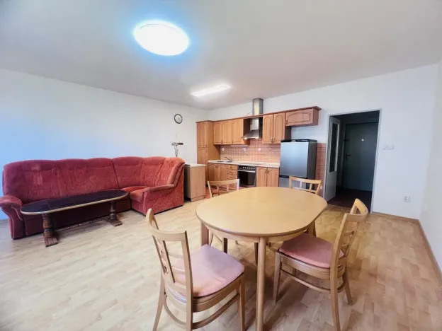 Pronájem bytu 2+kk, Třeboň - Třeboň II, Okružní, 50 m2