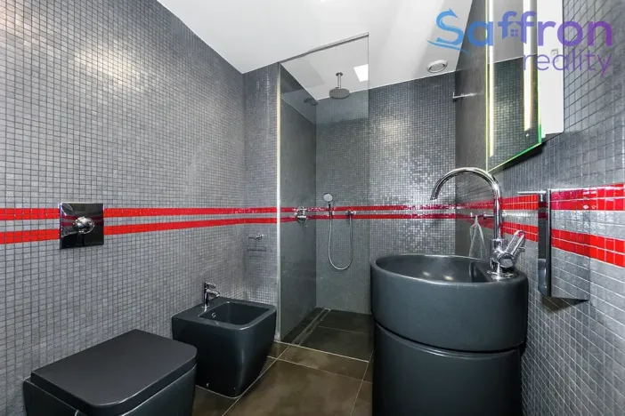 Prodej kanceláře, Praha - Smíchov, Na Zatlance, 115 m2