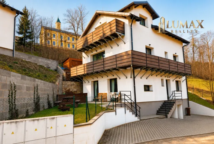 Prodej bytu 3+kk, Trstěnice, 70 m2