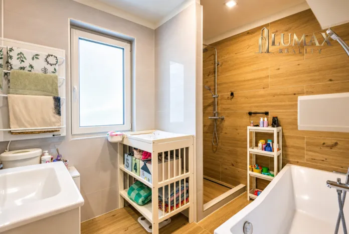 Prodej bytu 3+kk, Trstěnice, 70 m2