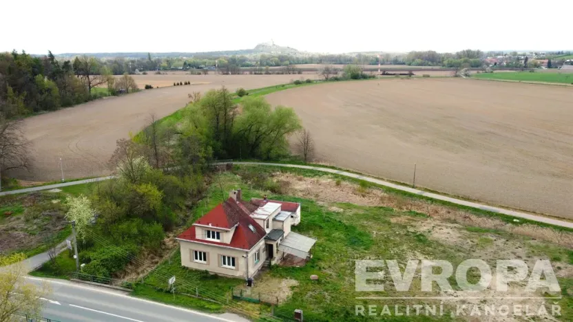 Prodej rodinného domu, Sezemice - Počaply, 150 m2