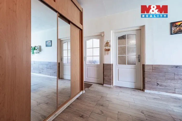 Prodej bytu 2+1, Chomutov, Skalková, 61 m2