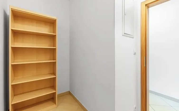 Pronájem bytu 1+kk, Praha - Holešovice, Na Maninách, 41 m2