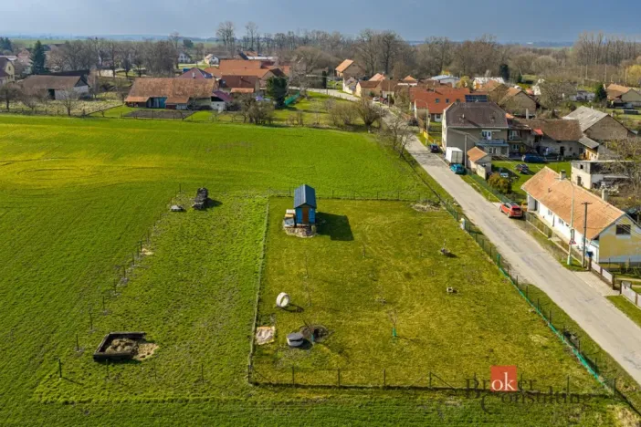 Prodej zahrady, Moravany - Turov, 840 m2