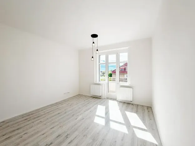 Pronájem bytu 2+kk, Praha - Žižkov, Jeseniova, 54 m2