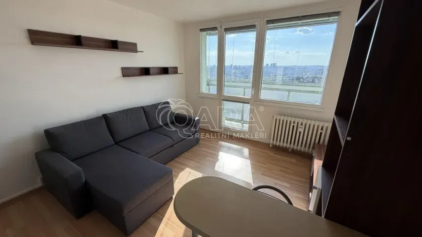 Pronájem bytu 2+kk, Praha - Záběhlice, Jabloňová, 33 m2