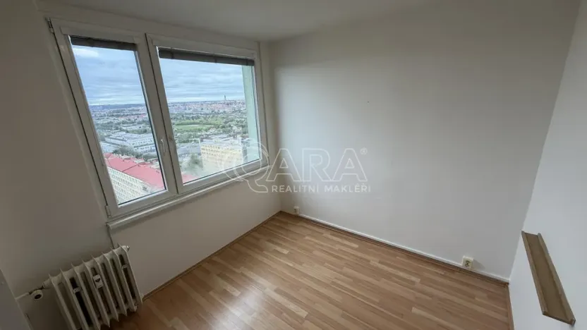Pronájem bytu 2+kk, Praha - Záběhlice, Jabloňová, 33 m2