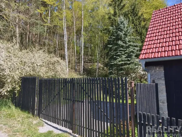 Prodej rodinného domu, Tuhaň, 350 m2