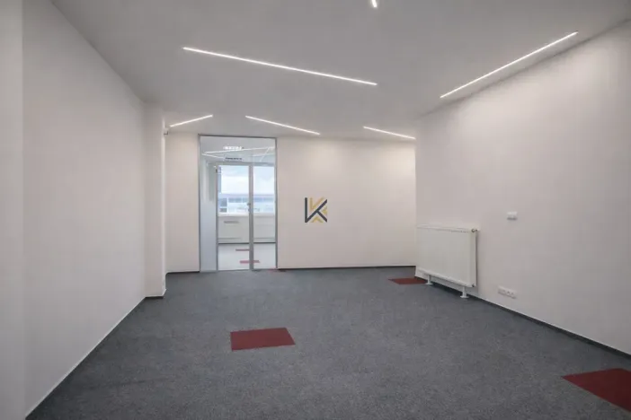 Pronájem kanceláře, Praha, Lihovarská, 368 m2