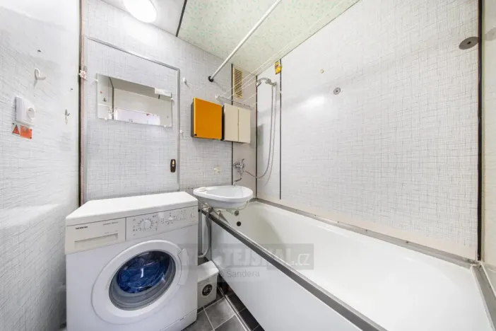 Pronájem bytu 3+1, Český Krumlov - Plešivec, Sídliště Plešivec, 80 m2