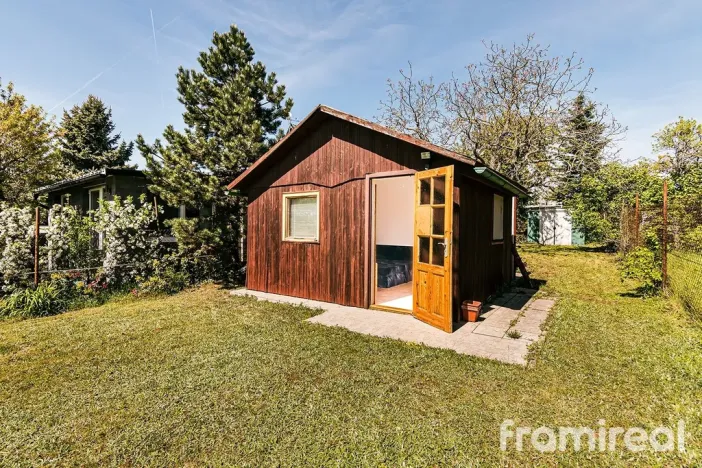 Prodej zahrady, Ostopovice, 849 m2