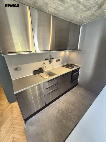 Pronájem bytu 2+kk, Praha - Záběhlice, Hlavní, 73 m2