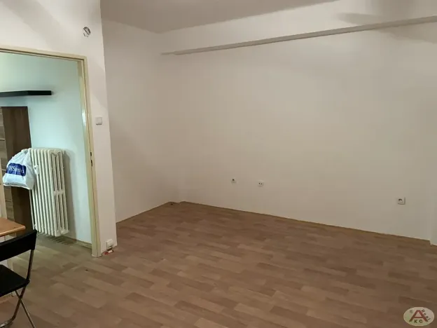 Pronájem bytu 1+kk, Praha - Braník, Podolská, 30 m2