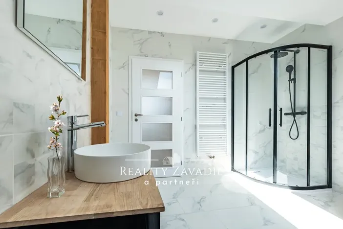 Prodej rodinného domu, Praha - Pitkovice, Žampiónová, 190 m2