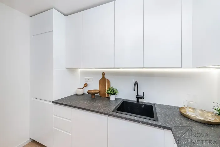 Prodej bytu 4+kk, Praha - Bohnice, Poznaňská, 76 m2